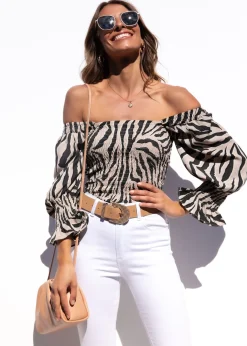 Women Gingham & Heels Blouses><noscript><img width=